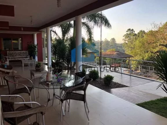 Imagem Casa de Alto Padrão à Venda na Granja Viana