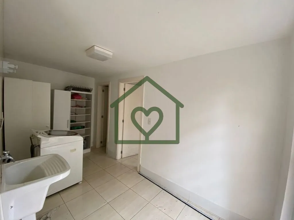 Imagem Casa no bairro Chácara das Pedras com 4 dormitórios, sendo duas suítes, escritório, banheiro soc...