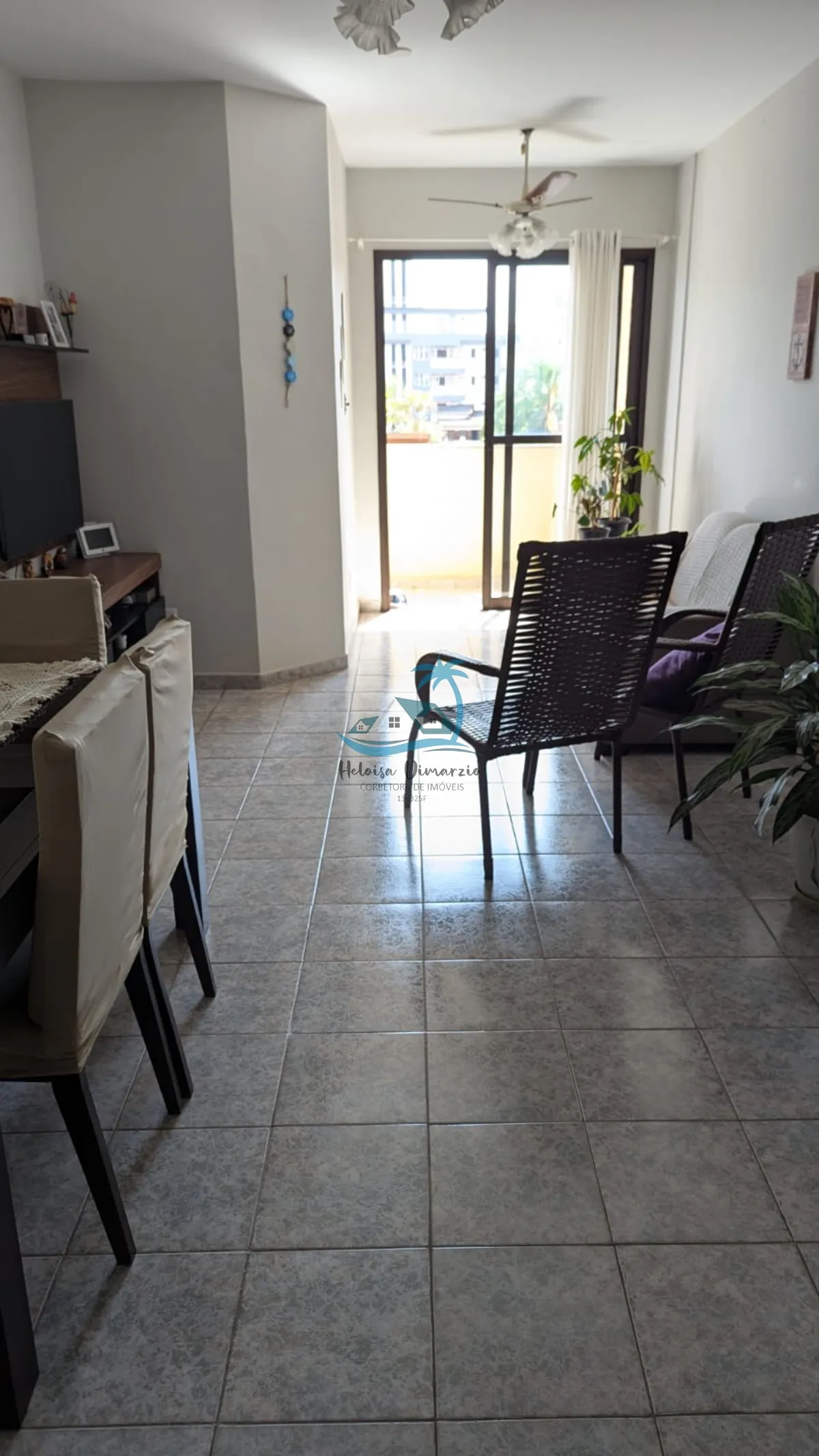 Foto do imóvel Apartamento com 2 dormitórios a venda em Ubatuba no Bairro Itaguá.