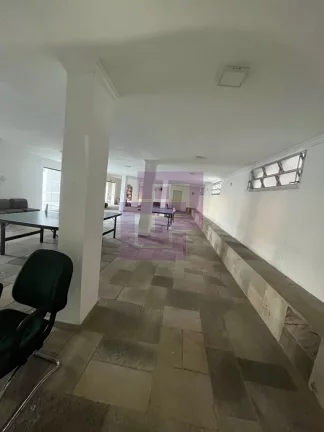 Imagem Praia da enseada 50 metros da praia , apartamento com 1 dormitório , 2 banheiros, sala com varanda e possui 2 elevadores região Carrefour, ótima localização