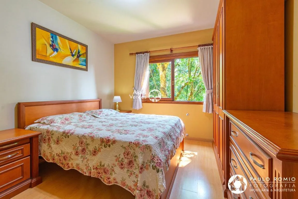 Imagem Vende-se apartamento mobiliado em Gramado a 5 minutos da Rua Coberta