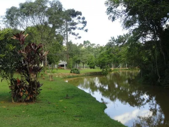 Imagem Chácara com 8 Quartos à Venda, 667 m² em Pouso Alegre - Mairinque