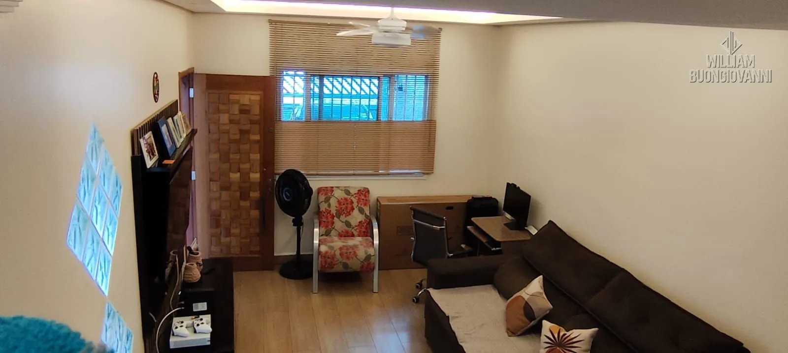 Imagem Sobrado à venda - 3 dorms, suíte, 145 m², churrasqueira e 2 vagas
