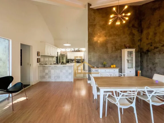 Imagem Casa Linear com 3 quartos com terreno plano e lazer privativo.