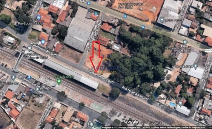 Imagem Terreno de esquina com 1.572 m2 no centro de Ibirité