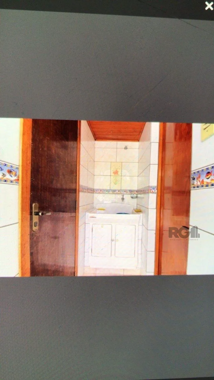 Imagem Casa para Venda - 247.5m², 3 dormitórios, 2 vagas - Petrópolis
