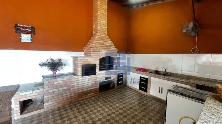Imagem Chácara com 4 dormitórios à venda, 1300 m² por R$ 750.000,00 - Lavras de Baixo - Socorro/SP