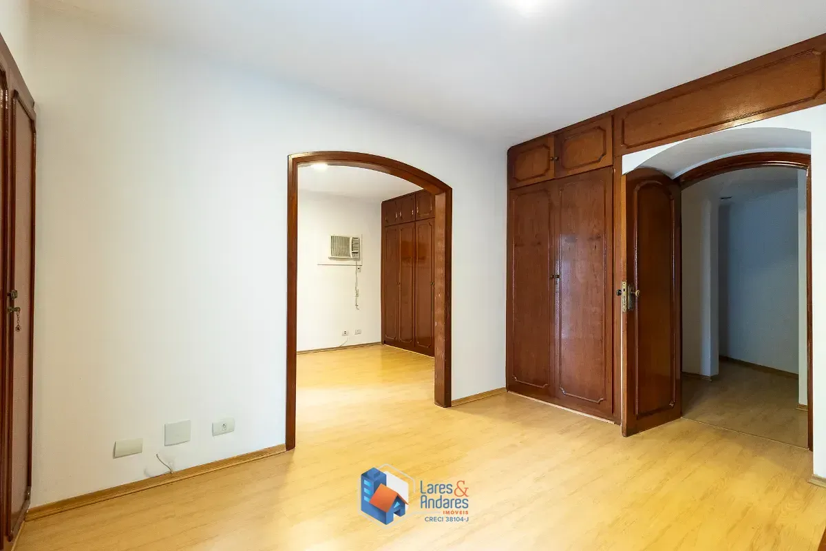 Imagem Apartamento para venda em Moema com 3 quartos, sendo 1 suíte, 172m²