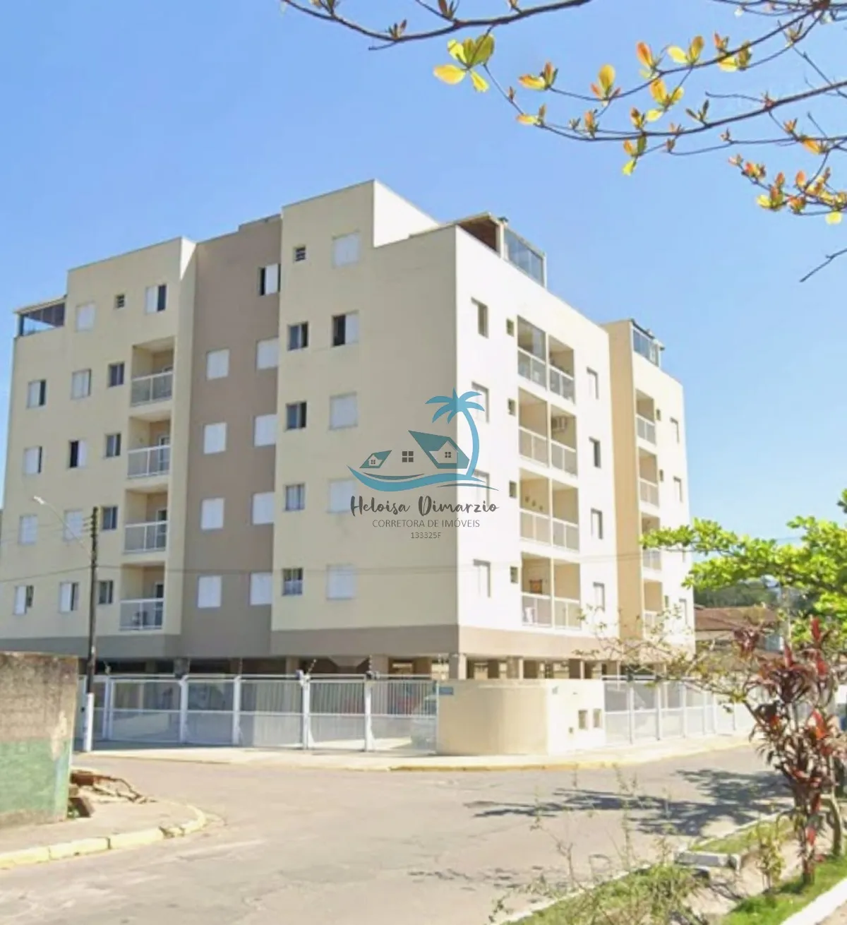 Imagem Excelente apartamento com 2 dormitórios disponível para venda na Estufa II em Ubatuba.