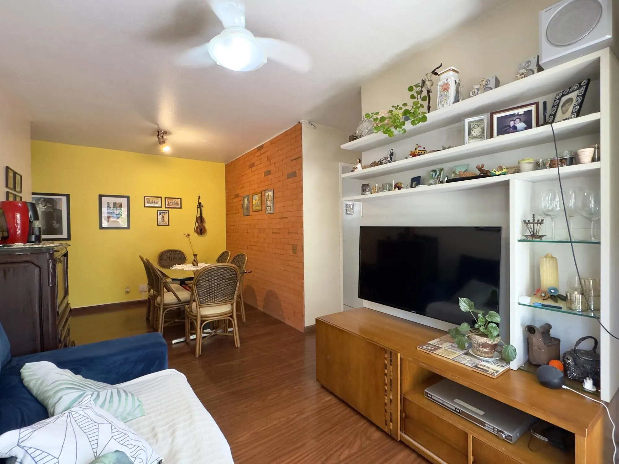 Imagem Apartamento 2 dormitórios com sacada e vaga de garagem próximo à PUCRS