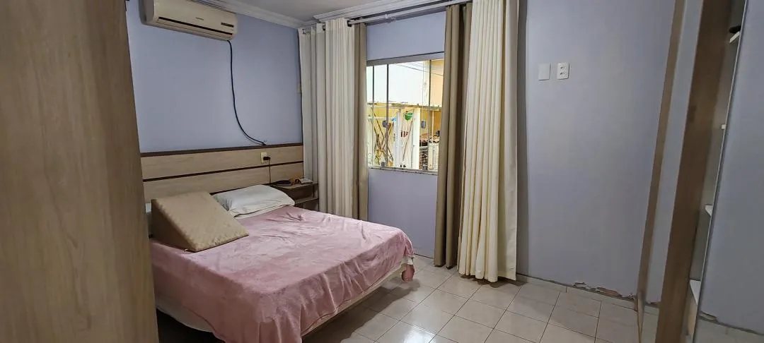 Imagem Casa mobiliada e usada em Cascavel - Centro, com escritório e quintal