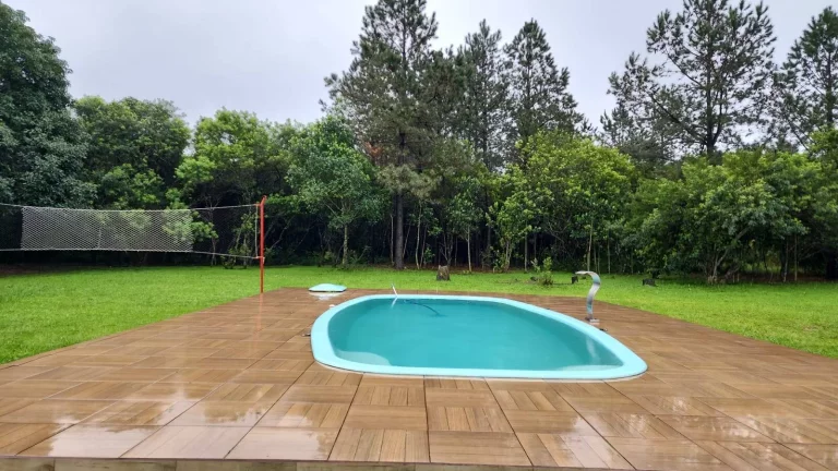 Imagem OPORTUNIDADE!!! Sítio com Duas Casas, uma inacabada, Piscina, Águas Claras