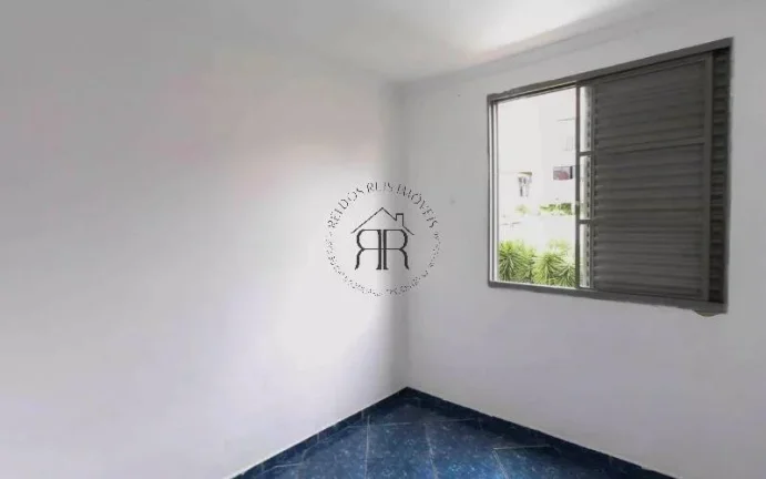 Imagem Localizado em São Paulo, este apartamento oferece uma excelente oportunidade para quem busca confor...