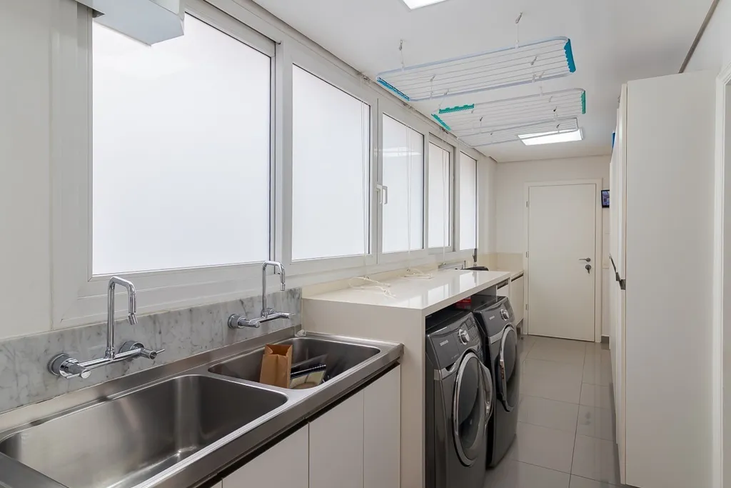 Imagem Apartamento à venda em São Paulo, Jardins, com 4 quartos, 300m2