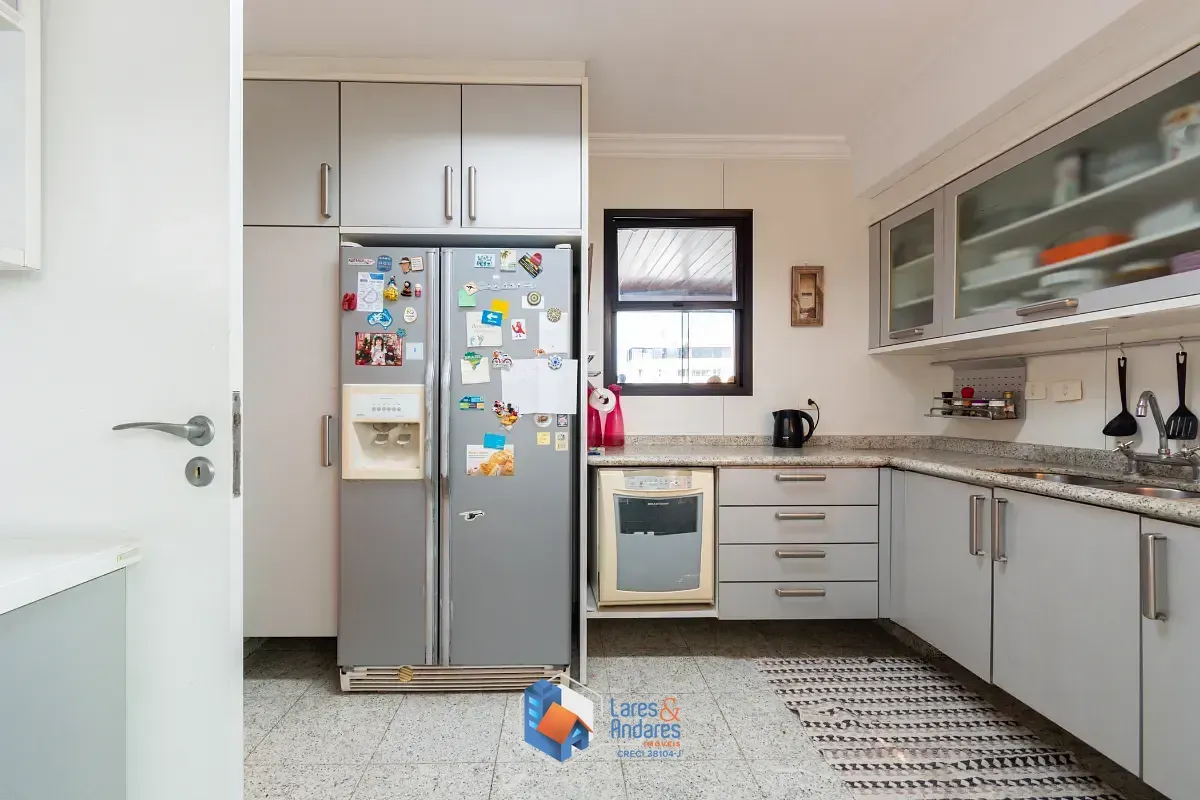Imagem Cobertura para venda em Moema com 4 quartos, sendo 2 suítes, 455m²