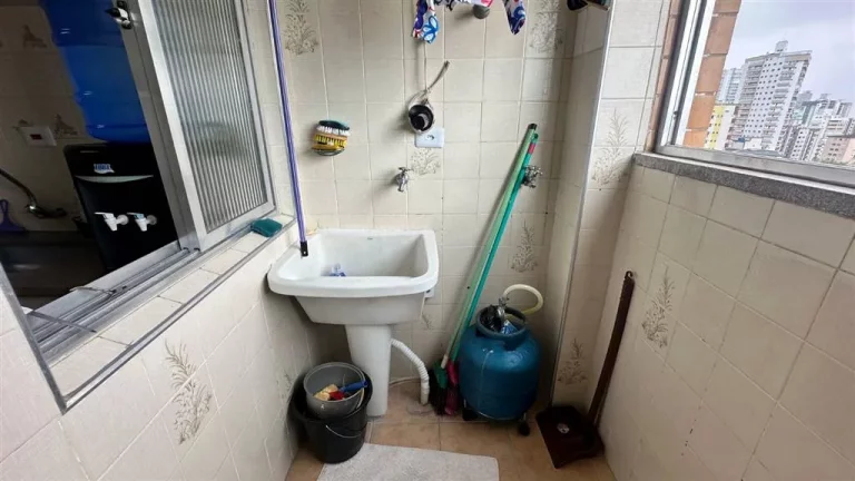 Imagem APARTAMENTO COM 145 m² - GUILHERMINA - PRAIA GRANDE SP