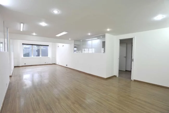 Imagem Conjunto comercial com 100m2 na Vila Olímpia