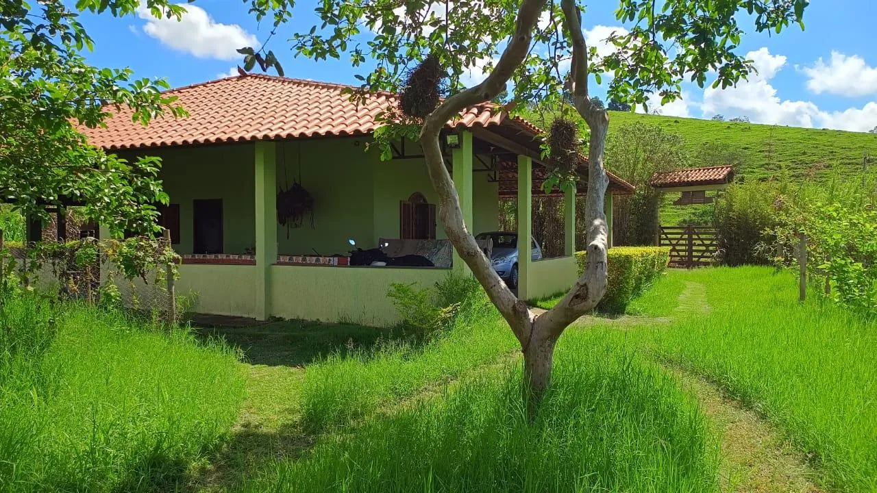 Imagem Vendo ótima chácara em Crucilândia com 7.000 m² de area