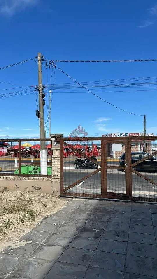 Imagem T1181 | Casa 4 dormitórios com suítes à beira-mar em Imbé