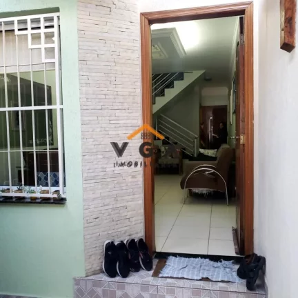 Imagem Sobrado para Venda em São Paulo, Cidade Patriarca, 3 dormitórios, 3 suítes, 1 banheiro, 2 vagas