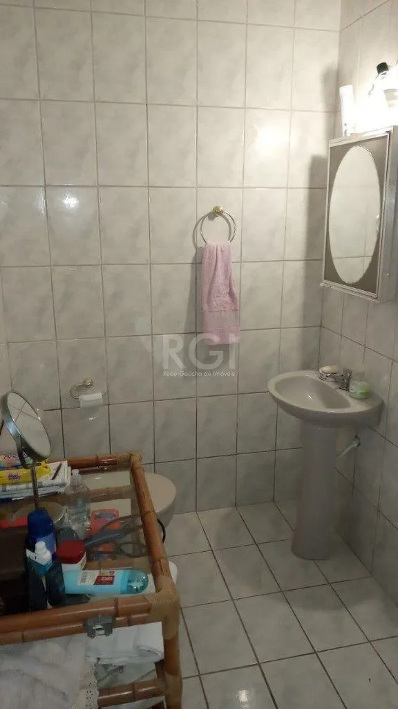 Imagem Casa para Venda - 174m², 3 dormitórios, sendo 1 suites, 3 vagas - Jardim Sabará
