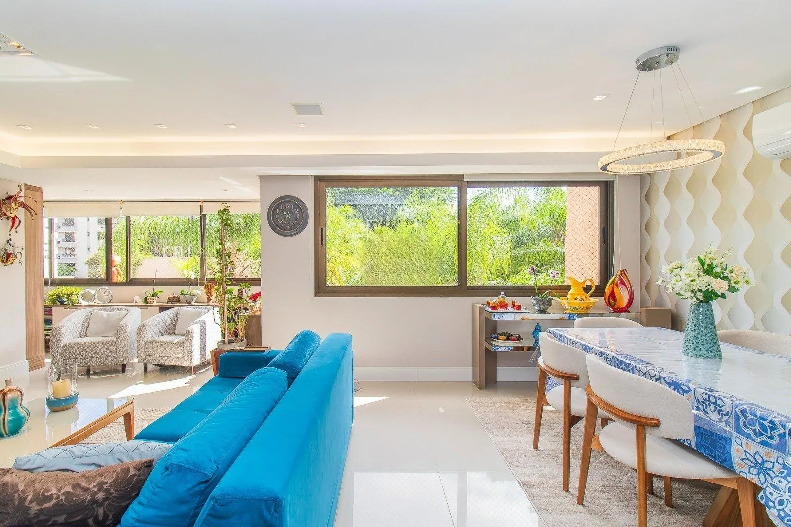 Imagem Apartamento de 3 suites e 2 vagas no bairro Mont Serrat