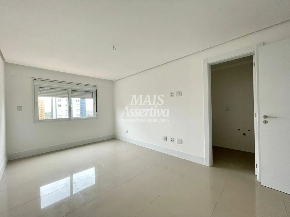 Imagem Apartamento para Venda em Torres / RS no bairro Centro
