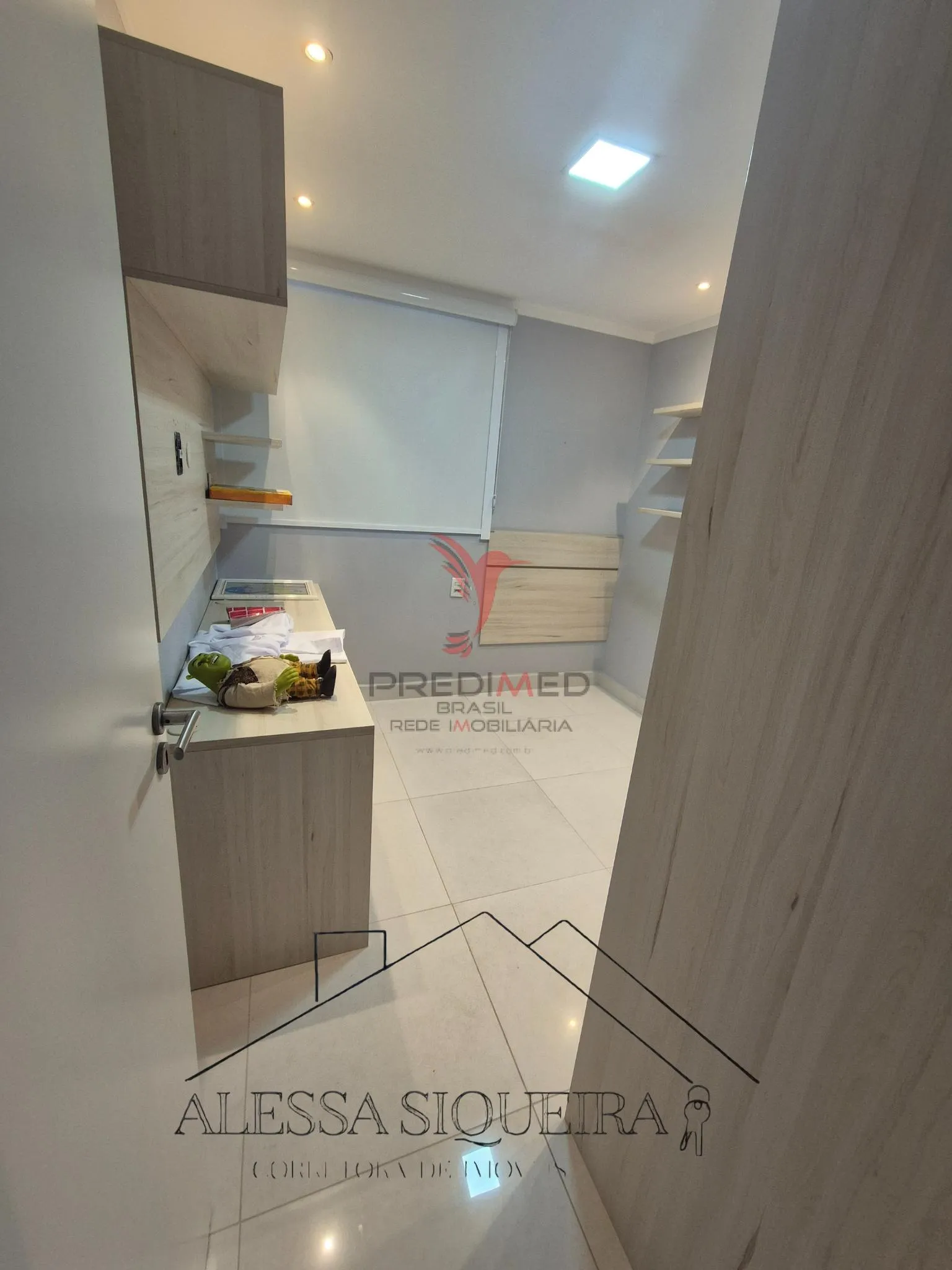 Imagem Apartamento andar alto , vista mar, varanda , 2 Vagas de Garagem, Brisamar . João Pessoa