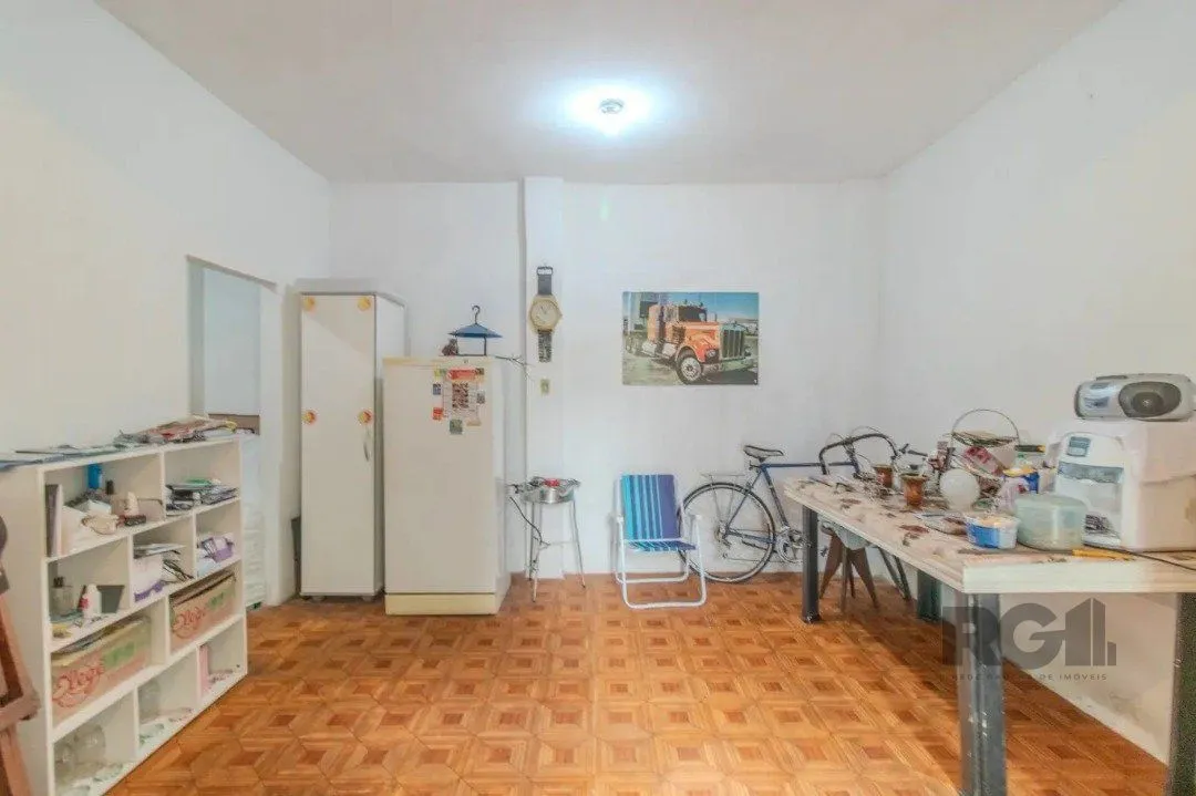 Imagem Casa para Venda - 251m², 5 dormitórios, 3 vagas - Nonoai