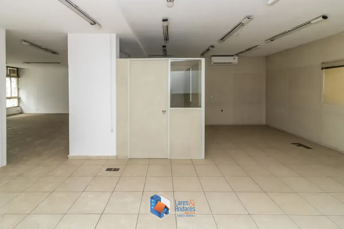 Imagem Conjunto comercial para venda e locação em República, 200m²