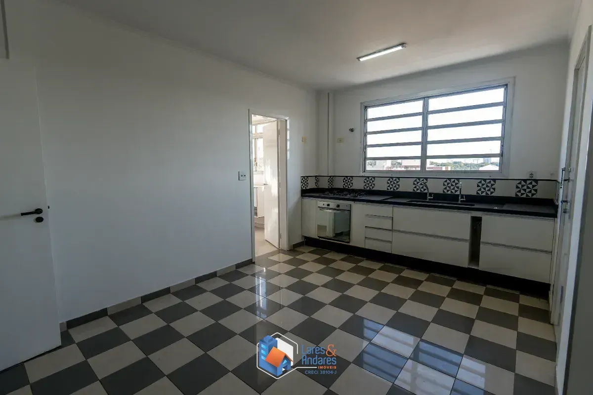 Imagem Apartamento para venda em Lapa com 3 quartos, sendo 1 suíte, 190m²