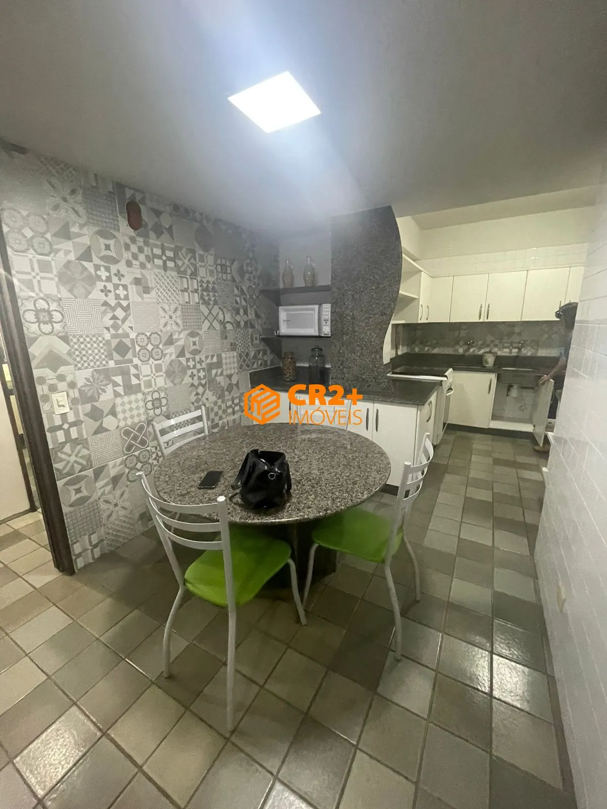 Imagem Vendo Apartamento Exclusiva a 50m da Praia em Boa Viagem - 169m² | 2 Vagas