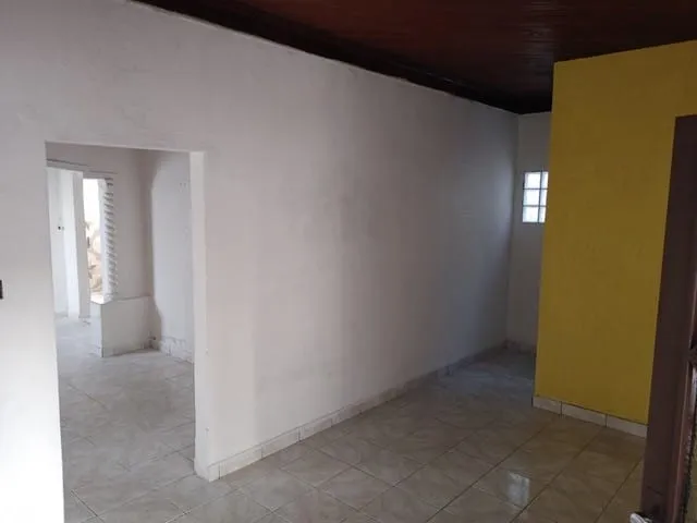 Imagem Casa à venda 2 Quartos, 2 Vagas, 300M², Vila Jaboticabeira, Taubaté - SP