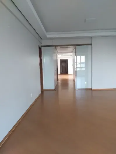 Imagem Apartamento com 3 Quartos à Venda ou Locação, 202 m² em Ijuí - Ijuí