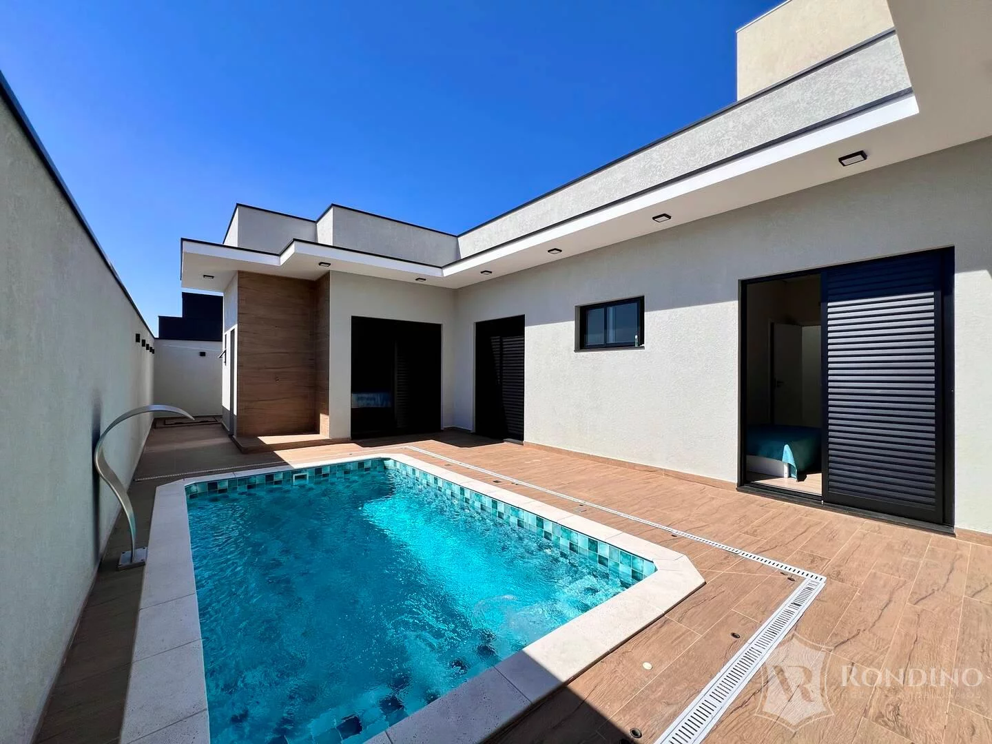 Imagem Casa t?(C)rrea 3 suites e Piscina