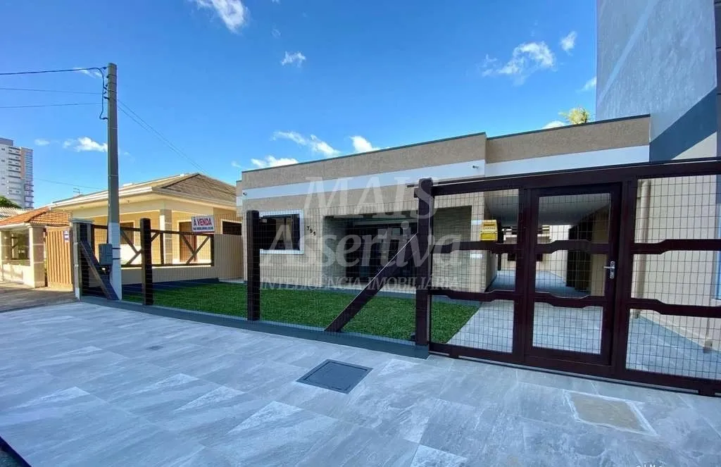 Foto do imóvel Casa 03 dormitórios para venda em Tramandaí Centro