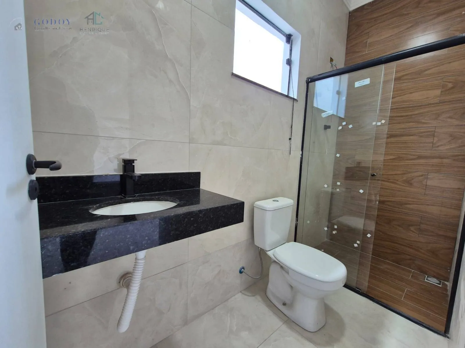 Imagem Conforto e Estilo: Casa Térrea com Piscina no Flamboyant