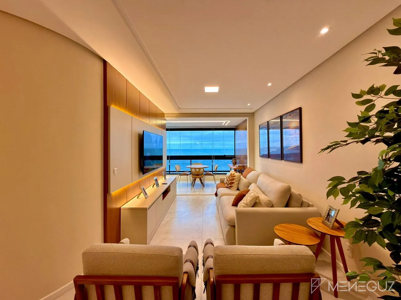 Imagem Apartamento à venda na Praia do Morro, Guarapari - 3 quartos, 2 suítes, DCE, frente mar, mobiliado