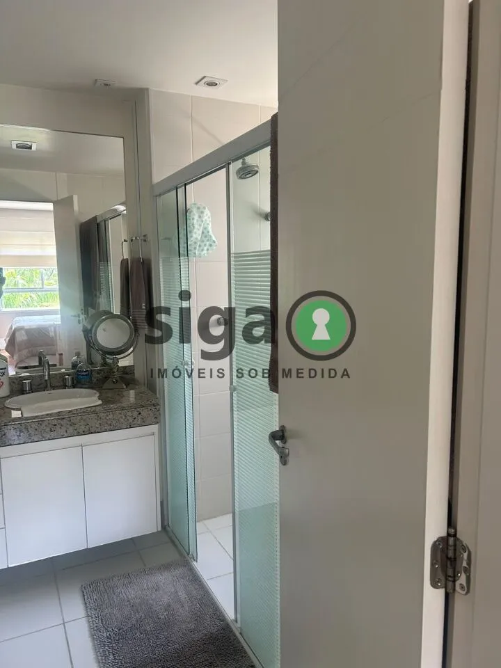 Imagem Apartamento á Venda com 200 m2, 4 dormitórios e 3 vagas, no Panamby