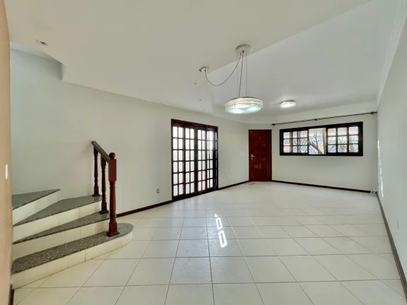 Imagem Sobrado com 3 Dormitorio(s) localizado(a) no bairro Parque Santana em Mogi das Cruzes / Mato Grosso do Sul Ref.:810178