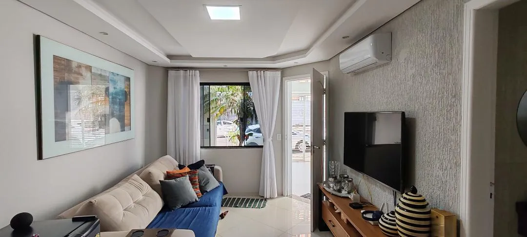 Imagem Sobrado mobiliado à venda em Cascavel, Coqueiral - 110.18m², suíte mais dois quartos, Churrasqueira, Portão eletrônico