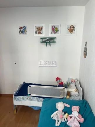 Imagem Apartamento de 2 dormitórios com móveis planejados no Condomínio Parque Austral, bairro Loteamento Reserva Ushuaia - Uberaba