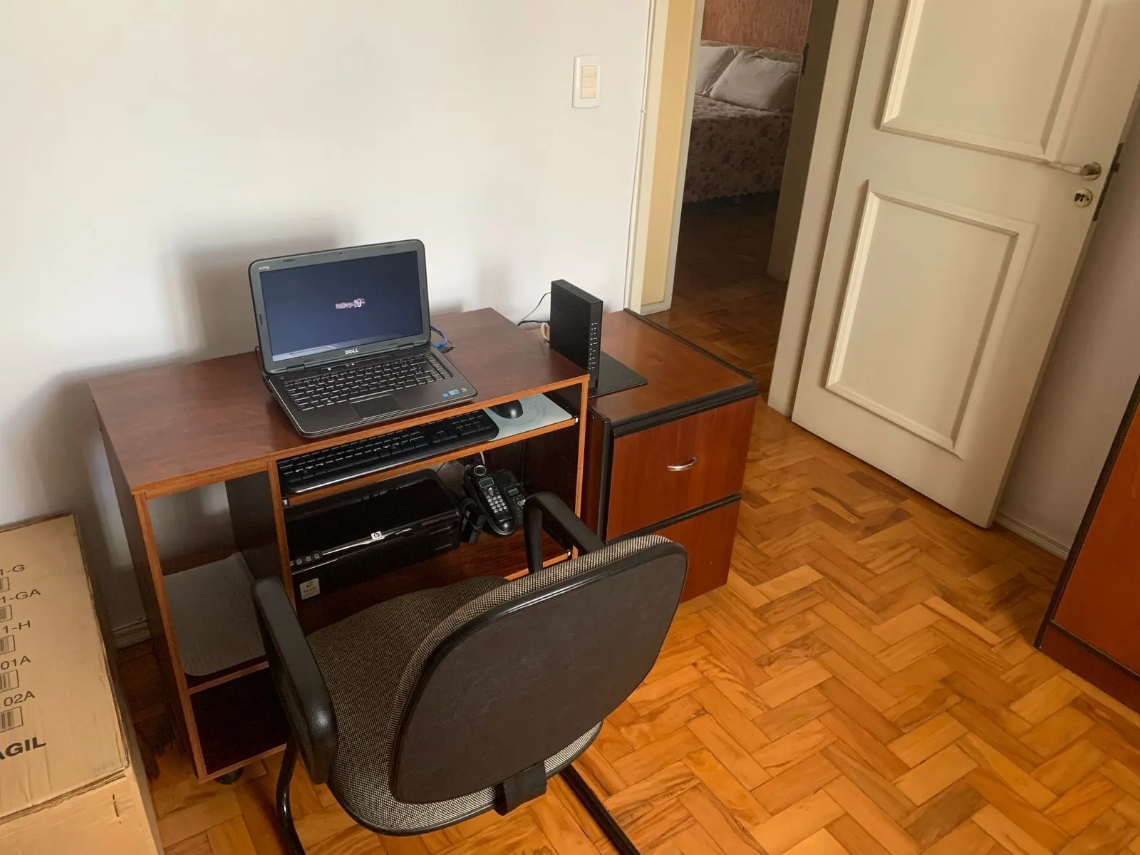 Imagem Apartamento 3 dormitórios com 2 banheiros e garagem no Menino Deus