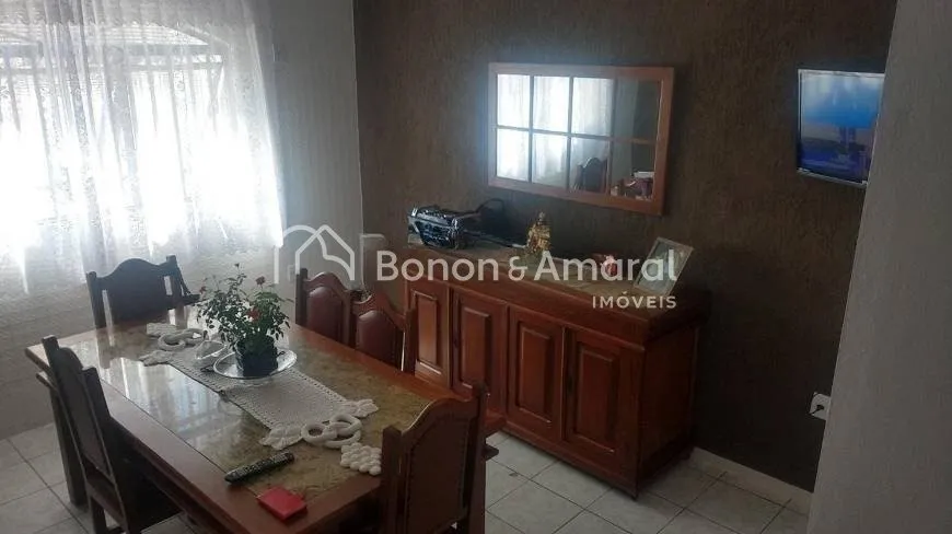 Imagem Casa à venda no Jardim Santa Genebra em Campinas, com 280m² de área construída.