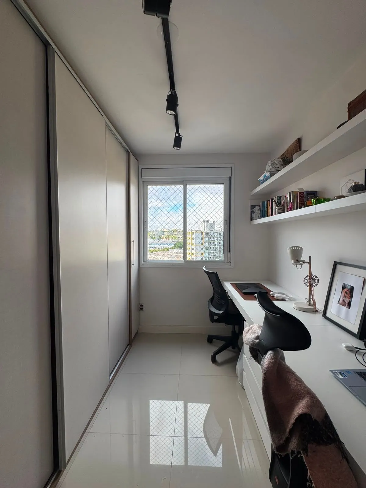 Imagem Apartamento 2 dormitórios com vaga no Menino Deus
