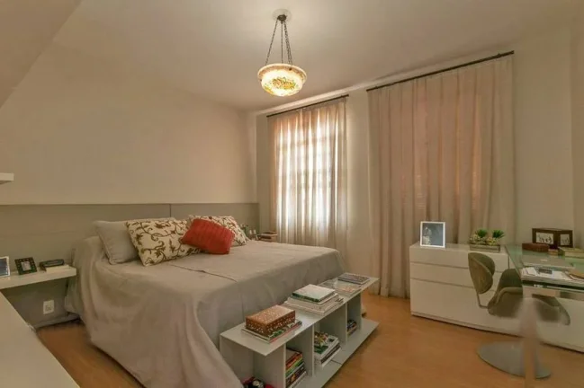 Imagem Casa Padrão - Santa Lúcia