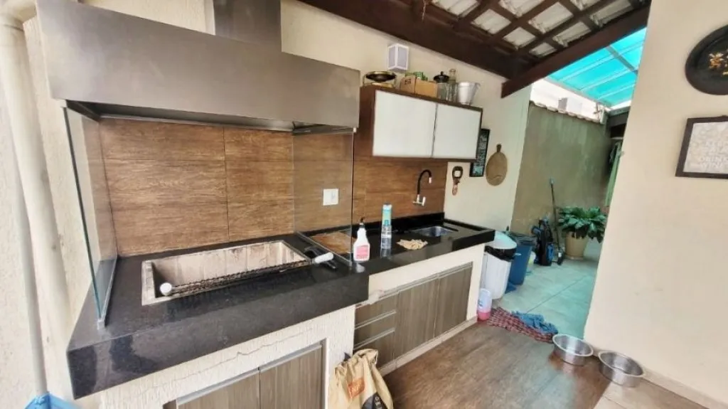 Imagem CASA COM 160,00 m² - CANTO DO FORTE - PRAIA GRANDE SP