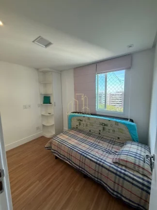 Imagem Apartamento à Venda em Alphaville Salvador 1 Porteira Fechada e Vista Livre 2 Quartos, 1 Suíte, Varanda Ampla Condomínio com Infraestrutura Completa R$ 900.000,00 Localização Privilegiada na Paralela