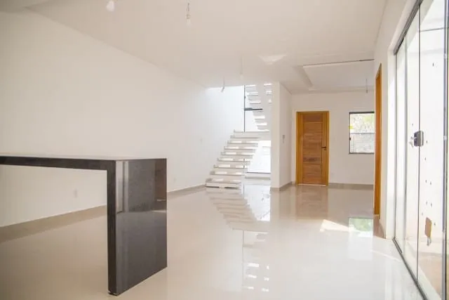 Imagem Casa à venda 3 Quartos, 1 Suite, 2 Vagas, 150M², Piracangaguá (Chácara Flórida), Taubaté - SP