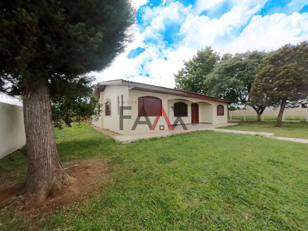 Imagem Casa com 4 dormitórios à venda,727.50 m , SANTANA, GUARAPUAVA - PR